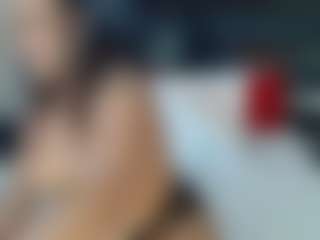 QueenNicky1's Live Sex Cam Show