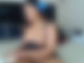 QueenNicky1's Live Sex Cam Show