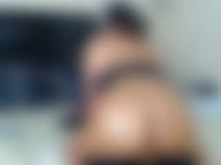 QueenNicky1's Live Sex Cam Show