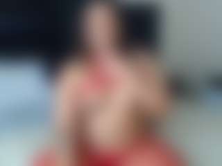 QueenNicky1 MILF webcam performer live streaming