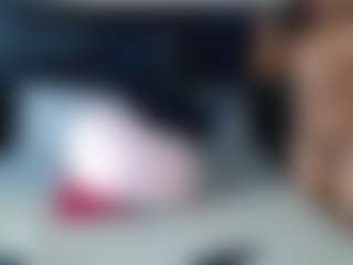 QueenNicky1's Live Sex Cam Show