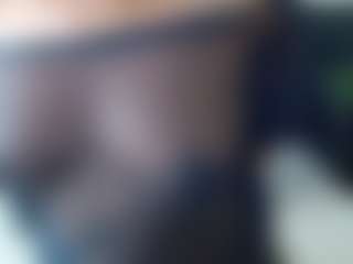 QueenNicky1's Live Sex Cam Show