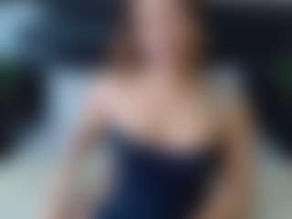 QueenNicky1's Live Sex Cam Show
