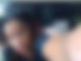 QueenNicky1's Live Sex Cam Show