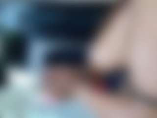 QueenNicky1's Live Sex Cam Show