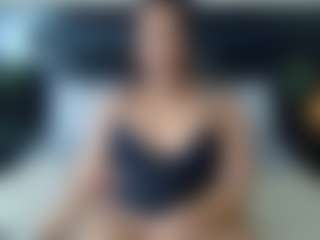 QueenNicky1's Live Sex Cam Show