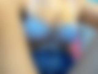 ANTONELLAKLING's Live Sex Cam Show