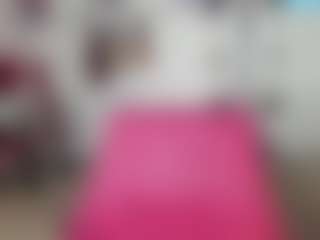 Live cam show with ANTONELLAKLING - Average on slutload