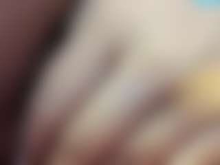 Live cam show with ANTONELLAKLING - Thong on CamwithHer