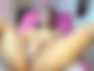 ANTONELLAKLING's Live Sex Cam Show