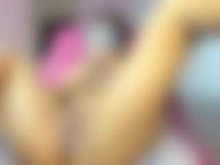 ANTONELLAKLING's Live Sex Cam Show