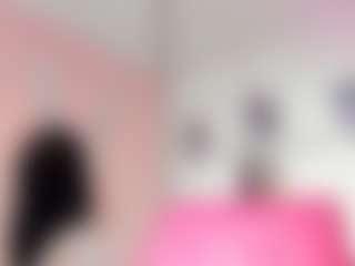 Live cam show with ANTONELLAKLING - Thong on Dolls Live