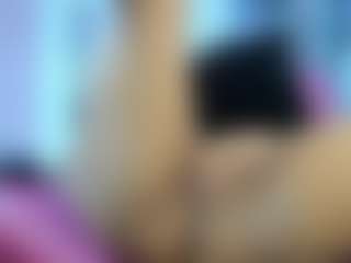 Live cam show with ANTONELLAKLING - Hairy Pussy Teen (18+) on Lustler