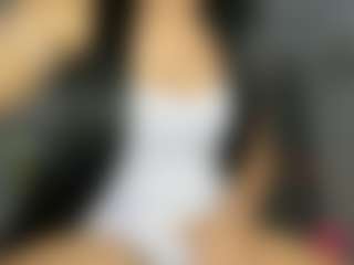 Live cam show with StephanyCifuentes - Black Hair on liverealitysex.com
