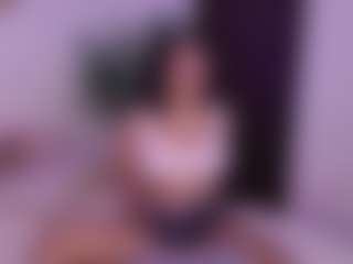 Live cam show with Ashera - Lush Brown Hair on Ass Tok