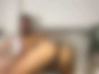 Sofia_JuicyAss's Live Sex Cam Show