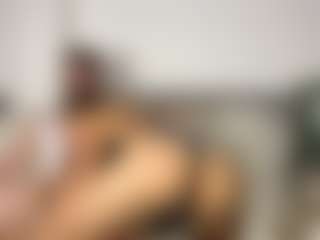 Sofia_JuicyAss's Live Sex Cam Show