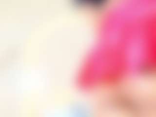 Live cam show with Antonella - MILF on live18s.com