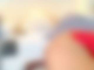 Live cam show with Antonella - MILF on AdultVida.com