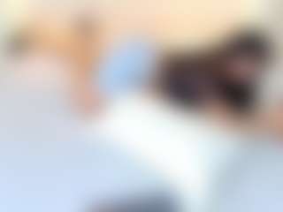 Antonella MILF webcam performer live streaming