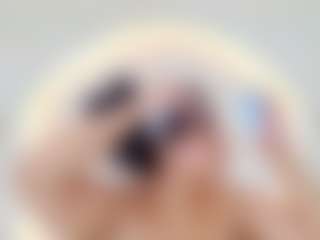 Live cam show with Antonella - BBW on Chatstar