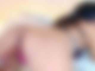 Live cam show with Antonella - Striptease on CamClone