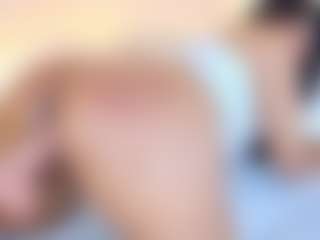Live cam show with Antonella - Squirt MILF on CSO-WL