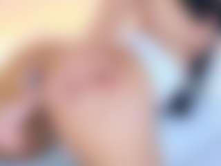 Live cam show with Antonella - Big Tits MILF on sexylive.show