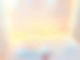 Live cam show with Antonella - Public MILF on Soda Cam