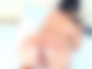 Live cam show with Antonella - Oil on TeamSkeetLive