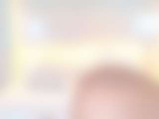 Live cam show with Antonella - Public MILF on Nude Chat * 1 On 1 Webcam Sex * Live Cam Show