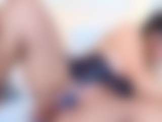 Live cam show with Antonella - Smoking on Camsoda