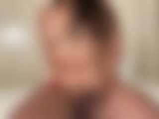 Live cam show with Antonella - Brown Eyes MILF on Camsoda