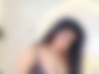 Live cam show with Antonella - Flirt MILF on Fling VIP Chat
