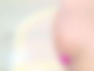 Live cam show with Antonella - Public on liverealitysex.com