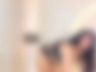 Live cam show with Antonella - Latina on StripNow | colombia