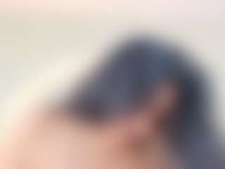 Live cam show with Antonella - Shaved Pussy Latina on Lustler | colombia