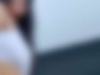 Live cam show with Antonella - Control on xDating
