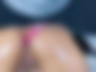 Antonella's Live Sex Cam Show