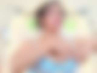 Live cam show with Antonella - Blowjob on xxxlivecams.org