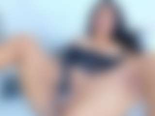 Antonella MILF webcam performer live streaming
