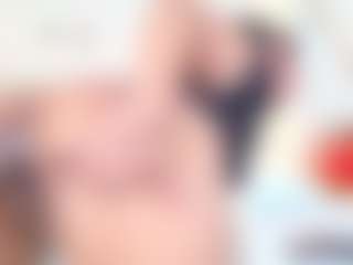Live cam show with Antonella - Shaved Pussy Curvy on Cam Slut