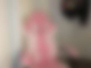 Live cam show with Sweet Stufff - Brown Eyes on TastyBlacksLive