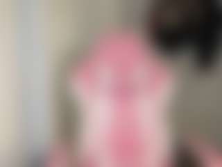 Live cam show with Sweet Stufff - Ebony Shaved Pussy on xDating