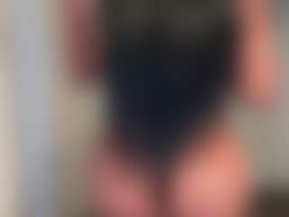 Live cam show with Sweet Stufff - Dirty Talk on Latina Girls