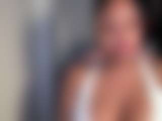 Live cam show with Sweet Stufff - Black Shaved Pussy on TottyGirls