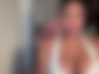 Live cam show with Sweet Stufff - Spank Latina on Ass Tok