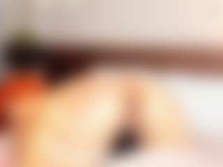 Live cam show with CIEL-DOUCE - Spank on madthumbs