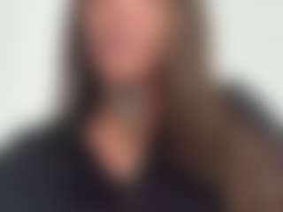 BellaSky's Live Sex Cam Show