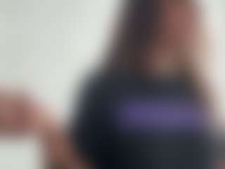 BellaSky's Live Sex Cam Show